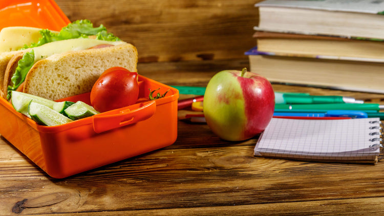 healthy-school-lunch-health-food-kids-nutrition-apple-lunchbox-books-school-home