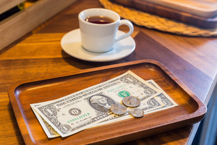 How-Much-to-Tip-when-Dining-Out-Your-Ultimate-Tipping-Guide