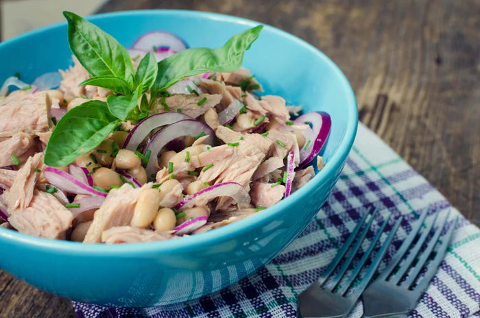 Tuna and white bean salad in a bowl